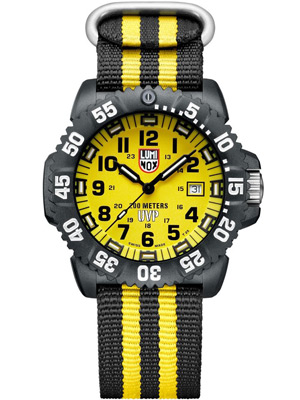 Luminox Scott Cassell Set with Yellow Dial Black Rubber Band and Compass