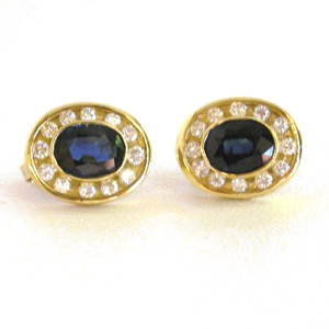 2 Carats Blue Sapphires and Diamonds Earrings Set in Yellow Gold