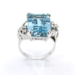 Platinum Ring with 6.5 Carats Aquamarine and .18 Ct Diamonds