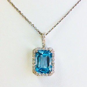 Blue 6 Carats Topaz 1 Carat Diamond Necklace