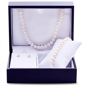 Imperial Pearl Set: 18 Inches Pearl Strand, Earrings and Bracelet