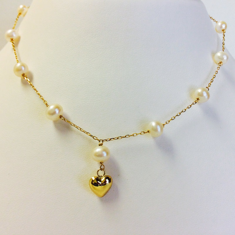 14K Yellow Gold Pearl Necklace with Heart