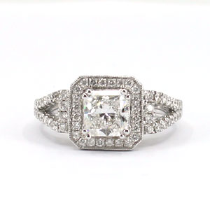 Diamond Engagement Ring 1.06 Carat Center Diamond Radiant shape certified GIA F VS 2