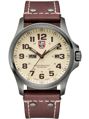 Luminox Atacama Field