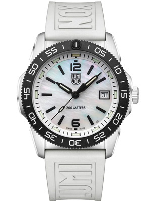 Luminox Pacific Diver Ripple Dive Watch 39 mm White and Pink Straps